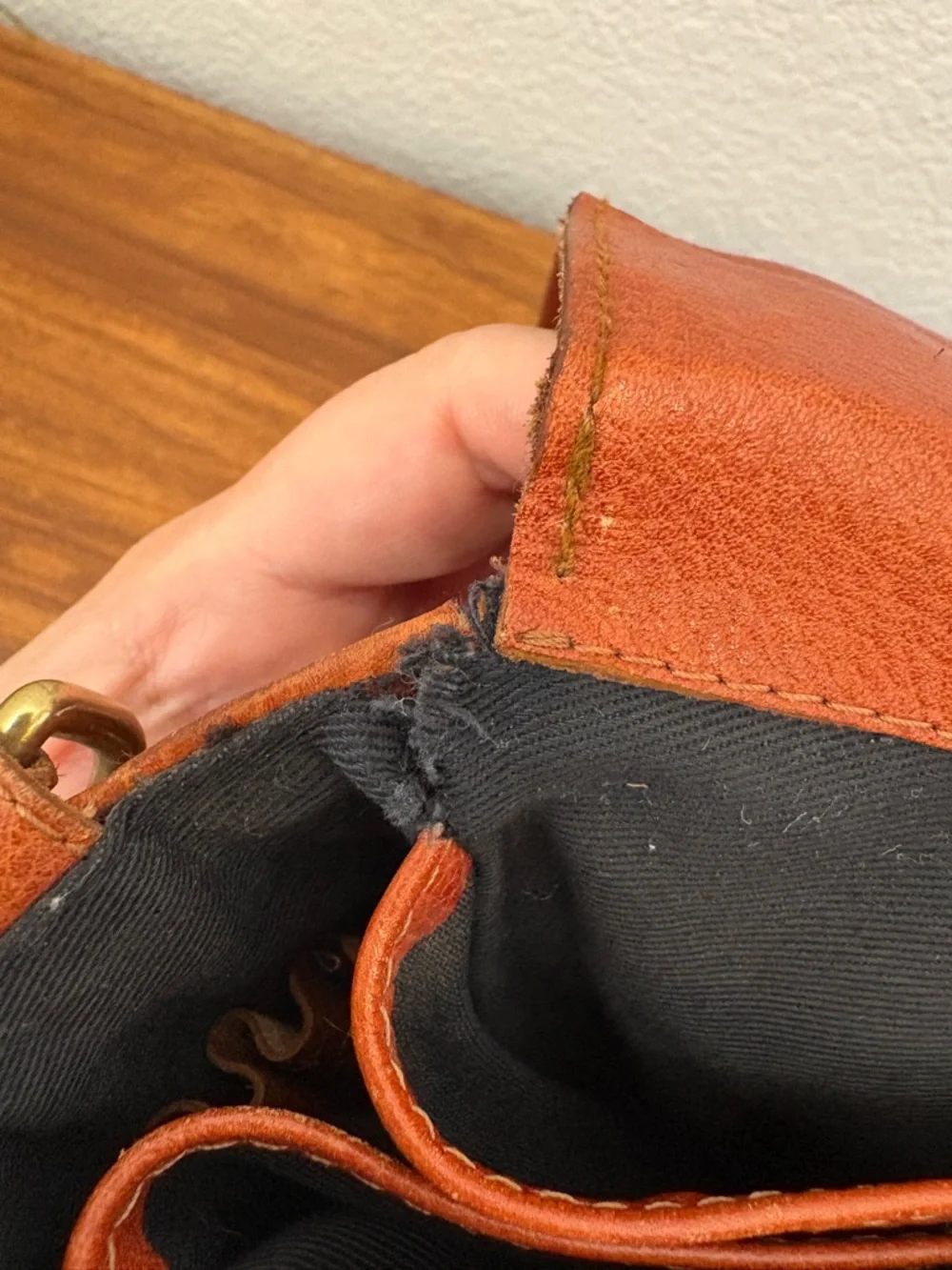 JP Ourse & Cie Vintage Chestnut Leather Laptop Bag Messenger Style Briefcase